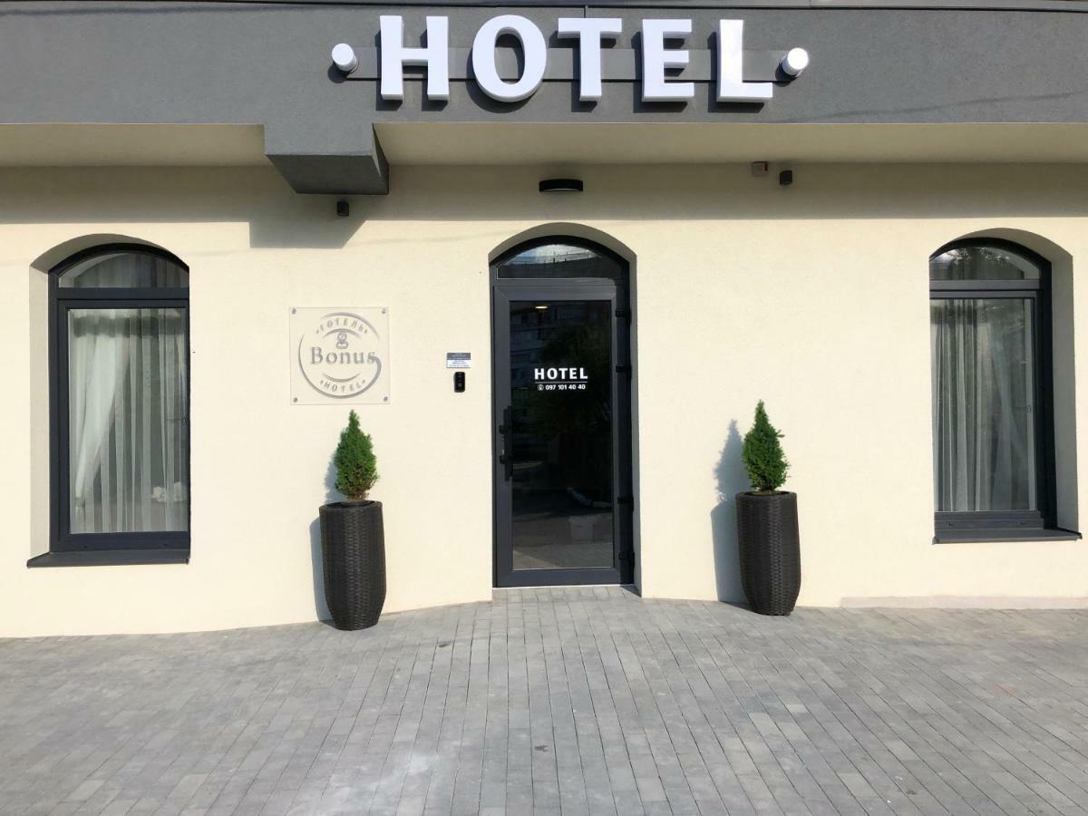 Hotel Bonus Kolomiya Exterior foto